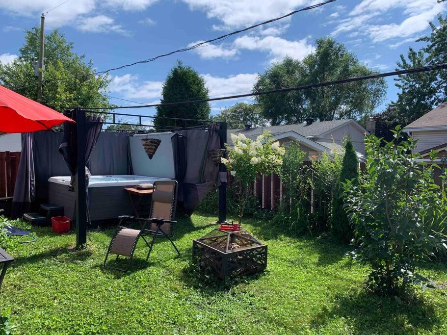 Havre Chez Guylaine Laval Exterior foto